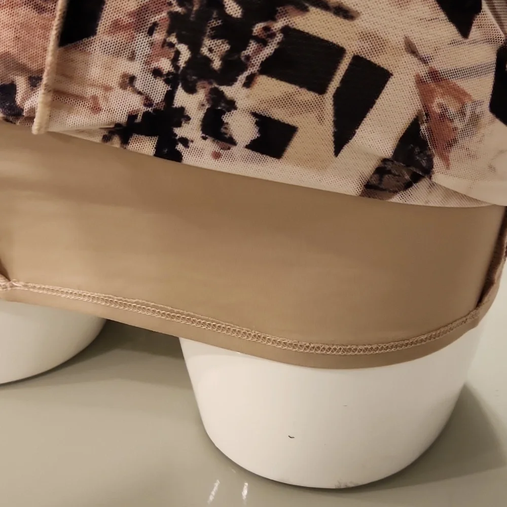 [Forever 21] Beige Print Spaghetti Strap Dress - Size L - Picture 6 of 8